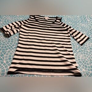 💛TODAY***$13***Carmen Marc Valvo black and white striped cold-shoulder top.